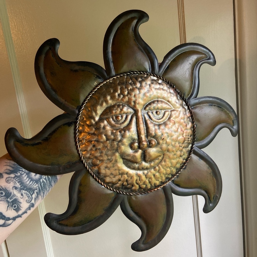 Vintage Sun Face Metal Wall Art Decor
